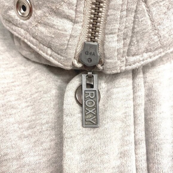 Roxy cozy med weight grey jacket with snap detail and front zip. Women’s size L - Picture 6 of 9